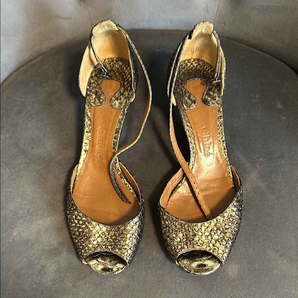 Chic Gold Peep-Toe Women's Shoes